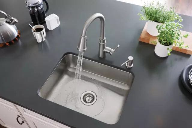 如何延长不锈钢水槽的寿命？“七问七答”还你晶晶亮厨房