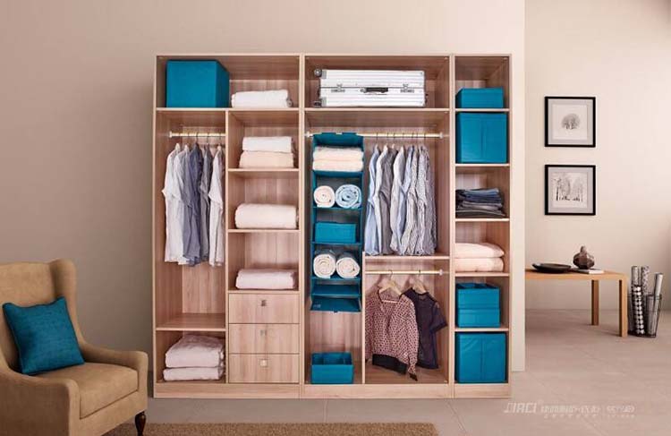 还在迷茫嵌入式衣柜、独立衣柜or开放式衣柜该装哪种？一大波衣柜装修案例助你柳暗花明