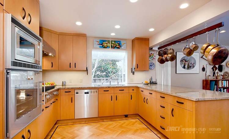 橱柜“懒人设计”攻略，从此煮妇打扫厨房更省力！#橱柜设计效果图