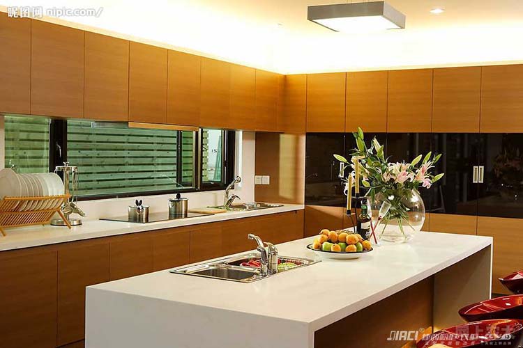 厨房照明看得清，才能过好后半生！