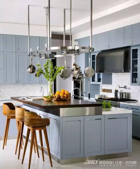 到底一套橱柜可以用多少年？橱柜怎么保养？