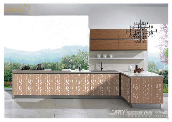 橱柜中的包覆门板和吸塑门板的差别，哪种好？