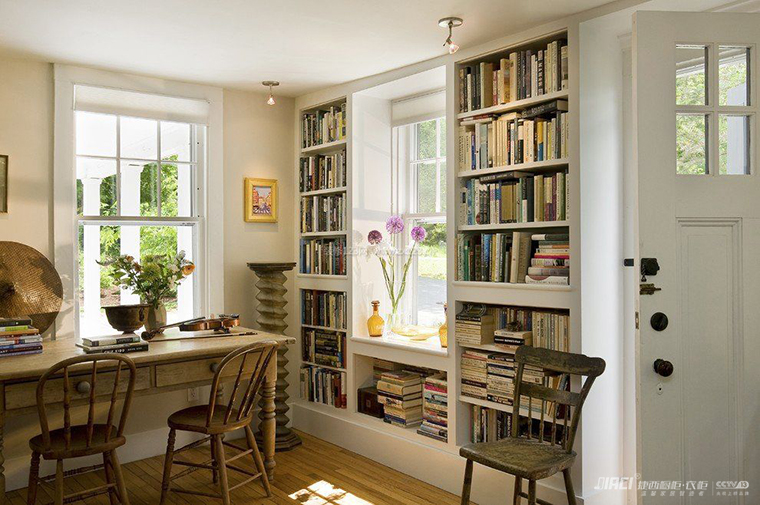 如何定制一套安静温馨的书房家具？