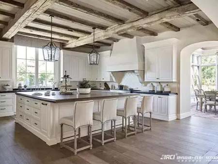 瓷砖橱柜的优缺点是什么？