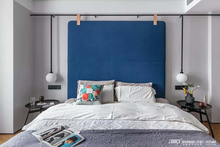 Latte一族现在过的怎么样了？来自一位30岁“丁克”女郎的家     #全屋设计效果图#全屋家居定制