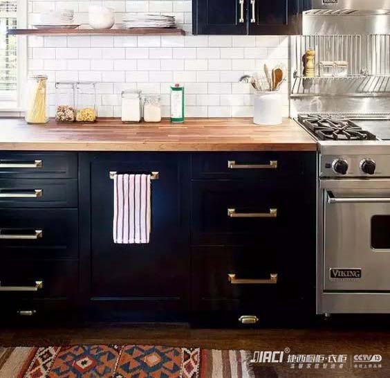 橱柜上柜和下柜的高度多少？上柜和下柜之间应该留多少尺寸？