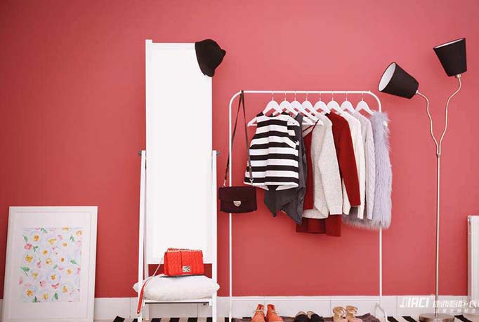 “衣荒”和“衣服放不下”哪种更痛？6样小玩意还能多塞100件衣服