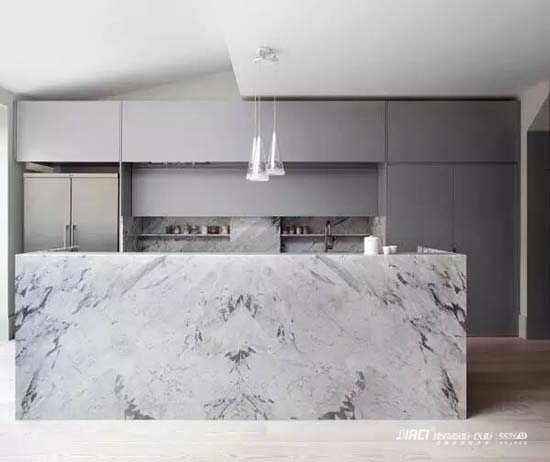 橱柜按一下自动打开，不用装拉手的用了什么配件呢？