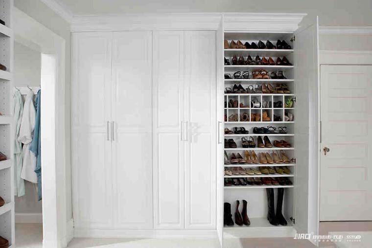 衣帽间可以放鞋吗？衣帽间做鞋柜好不好？