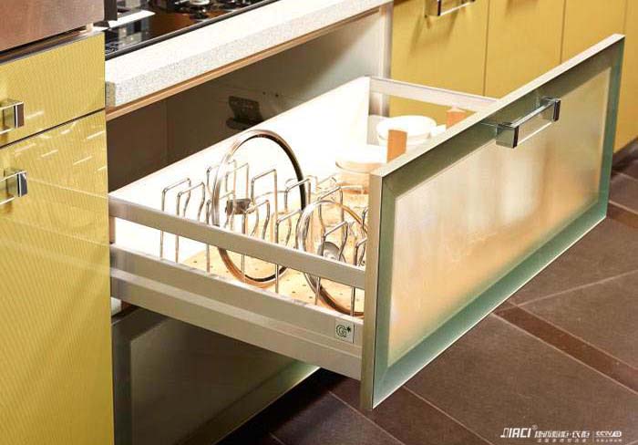 橱柜抽屉宽度是600mm，拉篮尺寸怎么选？