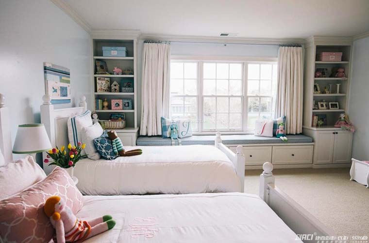 写字台的标准尺寸是多少？