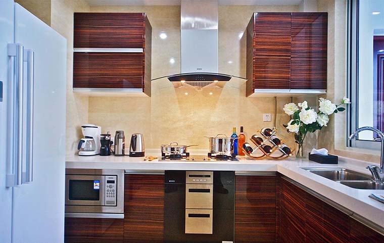 厨房太脏了？是你家油烟机罢工了吧