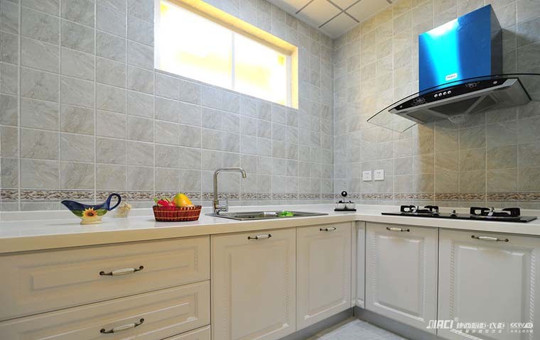 厨房装修买什么？