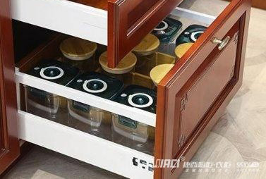 多层实木板橱柜有哪些弊端？