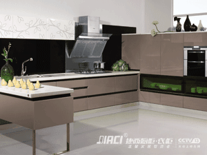 橱柜上的油污如何清洁？