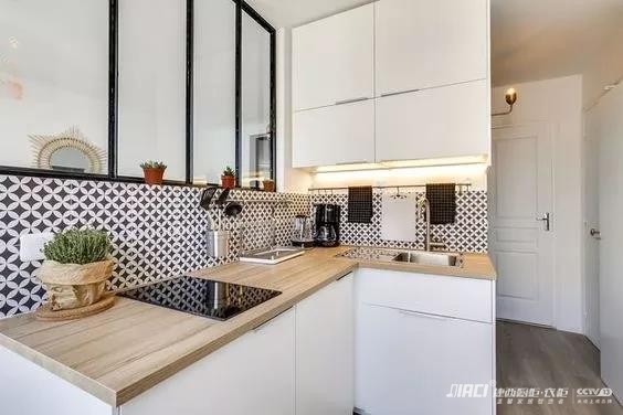 橱柜吊柜与台面的距离应该是多少？