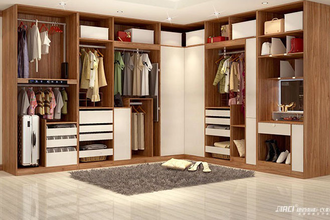 步入式衣帽间装修注意事项是？