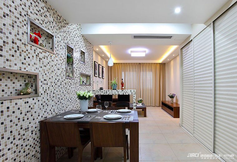 客厅卧室墙上全铺瓷砖好不好？