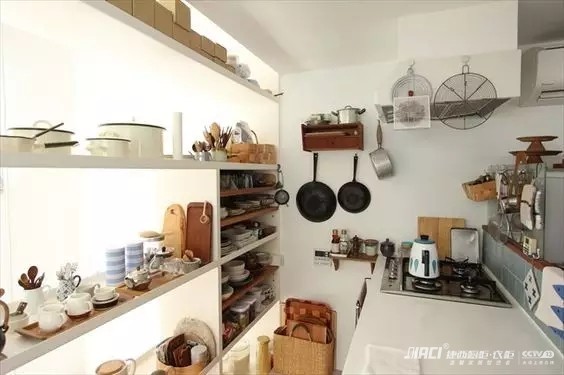 厨房墙砖墙壁如何清洗干净？