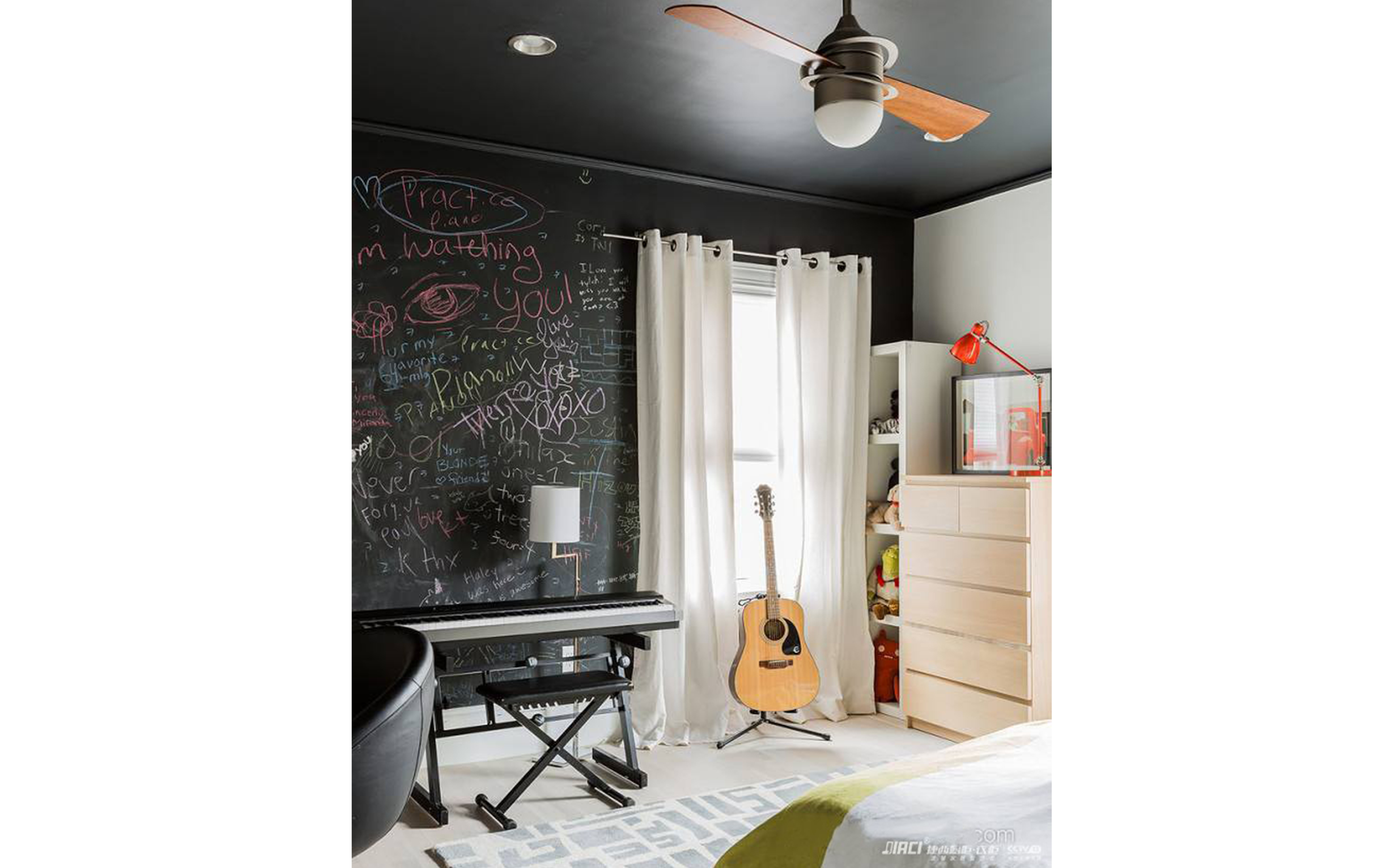 黑板墙怎么刷？刷黑板墙有什么好处？