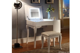 梳妆台高度是多少？梳妆台可否靠窗？