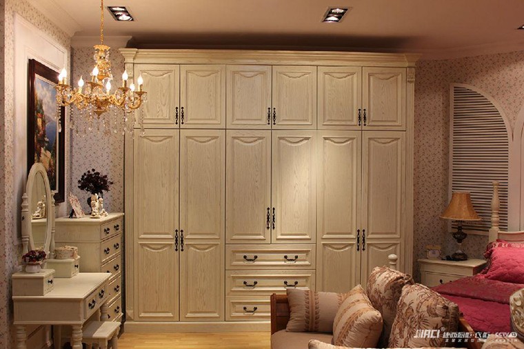 卧室衣柜如何划分区域？衣柜如何设计经济实用？