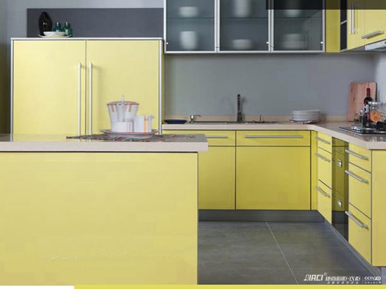 厨房橱柜门用什么颜色好？厨柜颜色怎么选？
