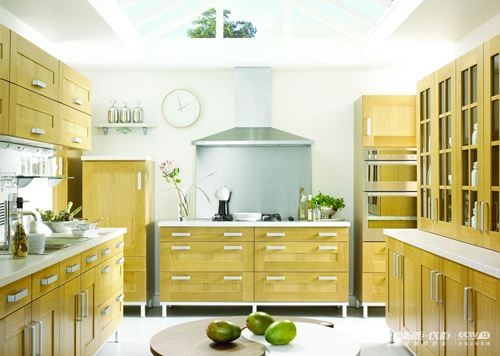 厨房洗菜池的材质有哪些？厨房水槽买什么样的好？