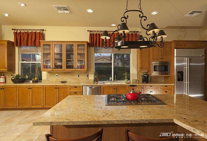 水曲柳橱柜和橡木橱柜，选哪个好？