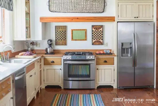 厨房中厨柜的抽屉怎么卸下来？