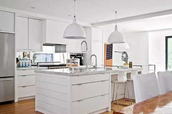 整体橱柜里面需要搭配什么功能性配件？