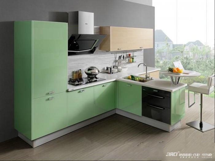 如何定制绿色环保的家具？