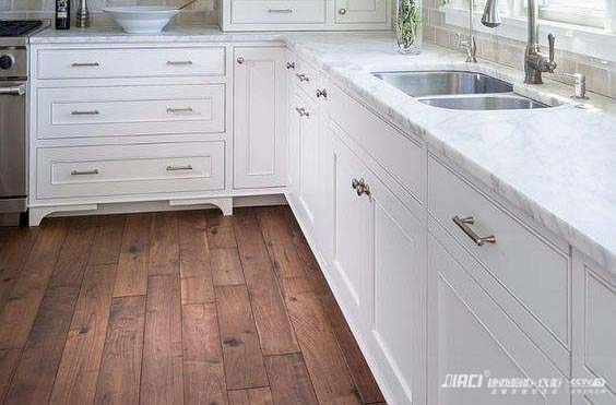 实木地板平时如何保养打理？