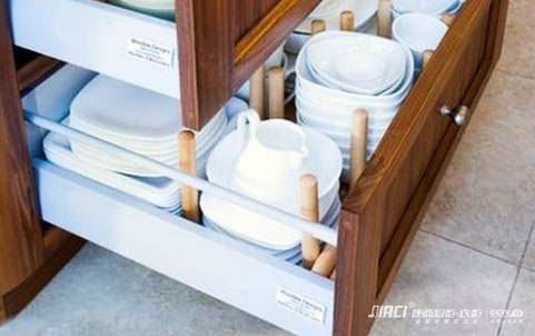 定制橱柜抽屉尺寸做多大合适？