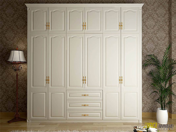 衣柜玻璃门好还是木质门好？