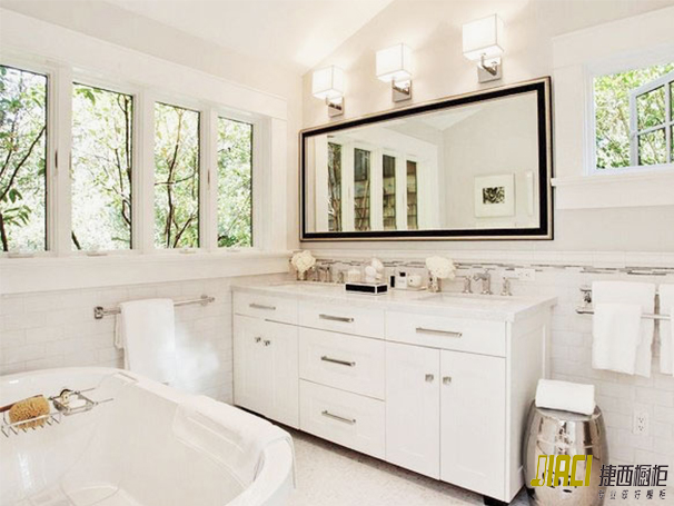 浴室柜里学问大，欧式浴室柜有哪些特点？