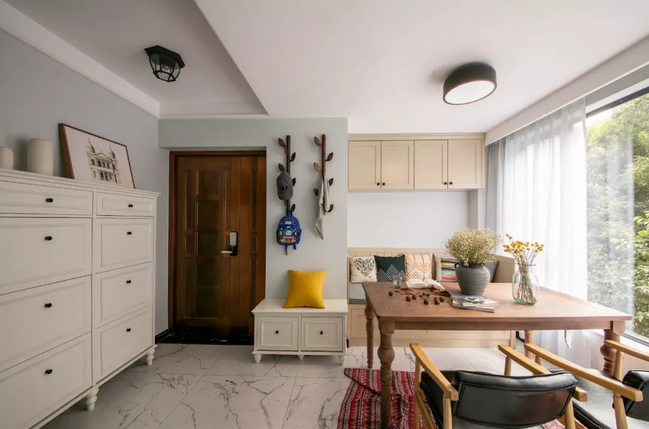 【玄关篇】入户没有玄关，鞋子怎么办？