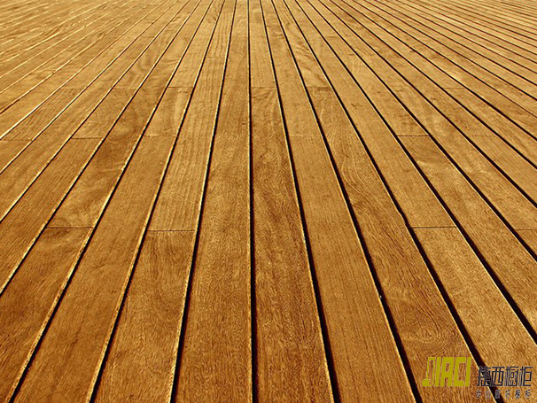 家里铺强化地板好吗？