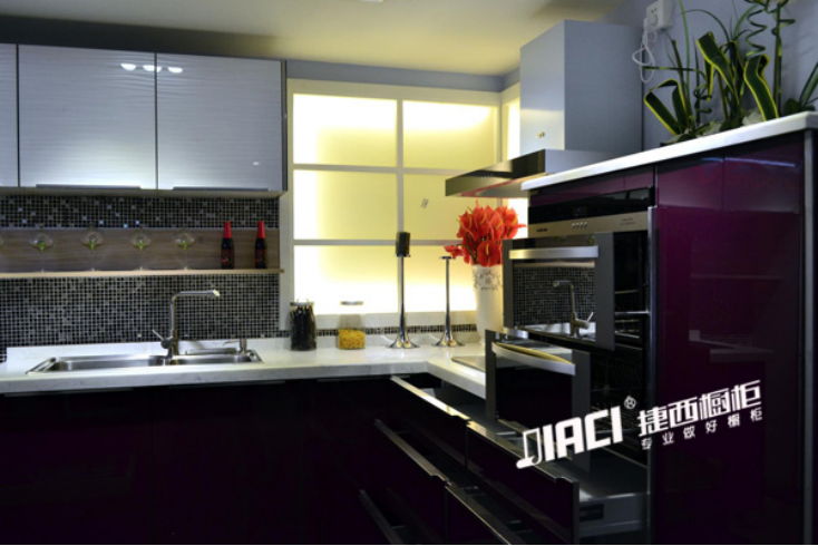 2015厨电市场回温 捷西橱柜坚守品质和诚信乘胜追击