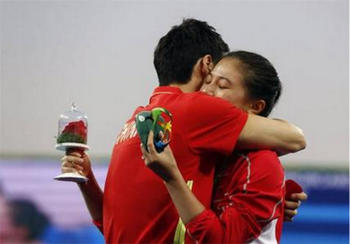 被浪漫虐了一把？ 来捷西享受温情吧