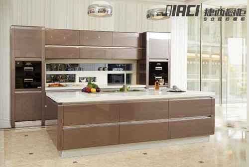 捷西橱柜经营有方 顾客认同感带动销量