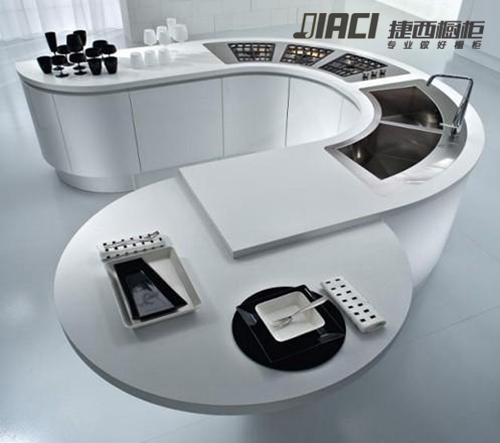 买套好的橱柜很有必要 让老婆上得了厅堂下得了厨房