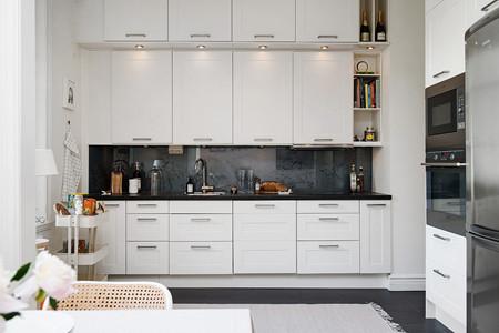 一字型橱柜轻松收纳