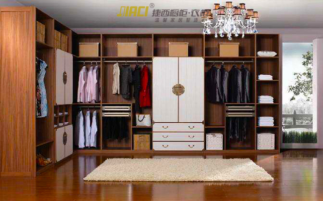 捷西衣柜的3种加工方式、4个注意事项、5种板材选择。