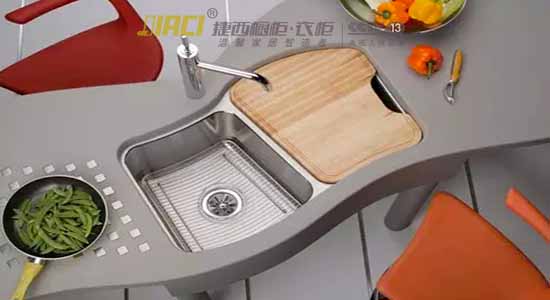 「如何选购一款称心如意的厨房水槽？捷西橱柜悄悄教你搞定」
